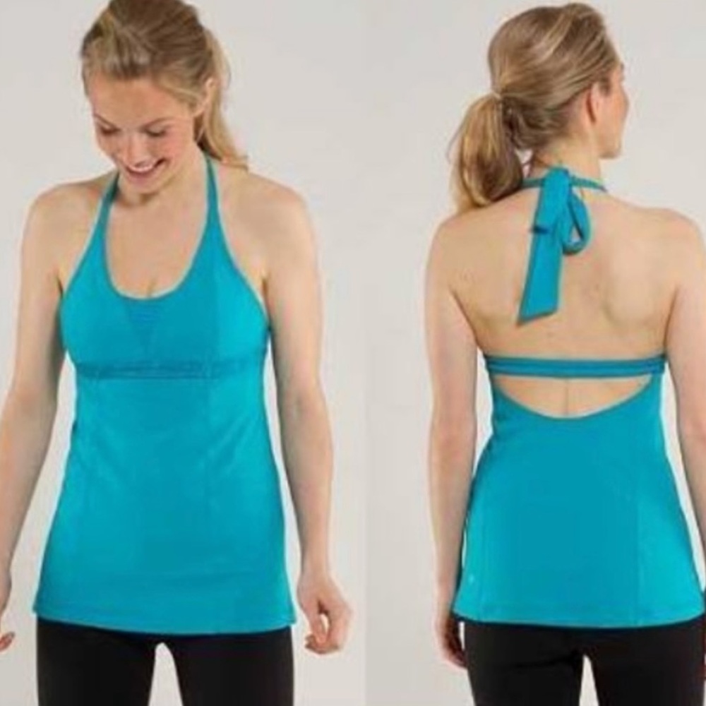 Lululemon dignity halter top. 💙